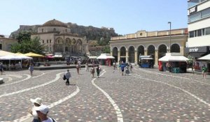 Canicule en Grèce : images de la place Monastiraki, près de l'Acropole, à Athènes