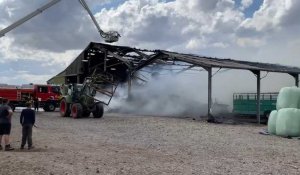 Des hangars agricoles et 150 tonnes de paille détruits à Maretz