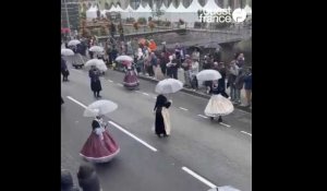 VIDÉO. Le grand défilé du festival de Cornouaille enchante des milliers de spectateurs, à Quimper