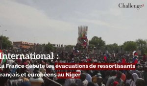 International: La France débute les évacuations de ressortissants français et européens au Niger