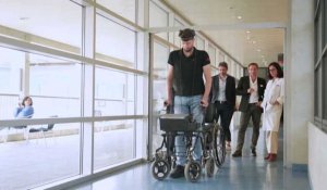 Un homme paraplégique peut de nouveau se déplacer grâce à une interface cerveau-moelle épinière