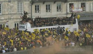 La Rochelle fête le 2e sacre européen consécutif de ses rugbymen sur le Vieux port