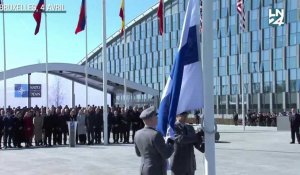 Le drapeau finlandais hissé au siège de l'Otan