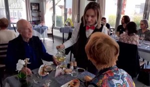 Au lycée du Tréport, les terminales cuisine-restauration confectionnent un "repas solidaire" pour leur examen du bac