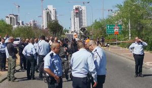 La police israélienne sur les lieux d'une attaque au couteau