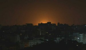 Explosions à Gaza, où l'armée israélienne dit mener des frappes