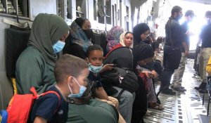 Un vol du Qatar quitte le Soudan avec 71 réfugiés à bord
