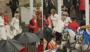 Charles III et la reine Camilla quittent l'abbaye de Westminster après le couronnement