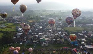 Indonésie: le festival des montgolfières bat son plein