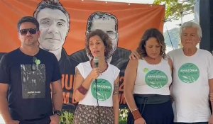 Un an après, hommage à Rio au journaliste britannique et à l'expert brésilien tués en Amazonie