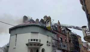 Dunkerque: une maison ravagée par le feu à Malo