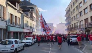 Troyes - Lille : un cortège de plusieurs milliers de supporters du LOSC en direction du stade de l’Aube
