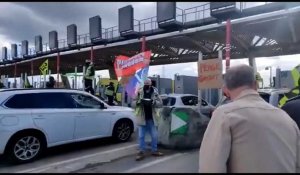 Senlis. Le péage de Chamant sur l'A1 envahi par les opposants à la réforme des retraites