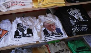 A Los Angeles, des T-shirts "pour se moquer de Trump"