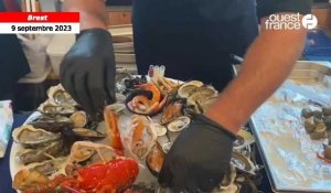 VIDÉO. À Brest, ils dressent d'incroyables buffets de fruits de mer pour le concours d’écaillers 