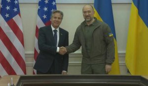 Le chef de la diplomatie américaine Blinken s'entretient avec le PM ukrainien Chmygal à Kiev