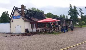 Le restaurant des Etangs de Rollancourt ravagé par un incendie