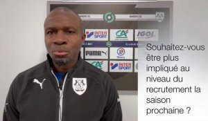 Football: interview Omar Daf coach Amiens avant le match contre Auxerre