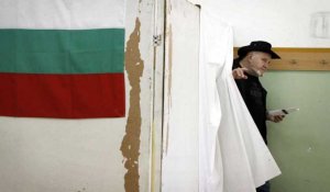 Bulgarie, européennes : conservateurs en tête, pro-russes en embuscade