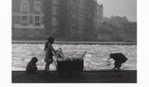 Hiver 1945 : "Les glaneurs de charbon" de Robert Doisneau