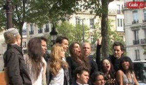 Le musical Joe Dassin en séance photo sur les Champs-Elysées