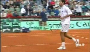 Roland Garros Sampras chahuté par le public