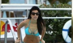 Kourtney en bikini