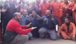 Les manifestations anti-Moubarak s'amplifient en province