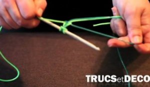Fabrication d'un scoubidou à noeud plat par TrucsetDeco.com