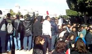 Tunis : manifestation d'ampleur devant la Kasbah