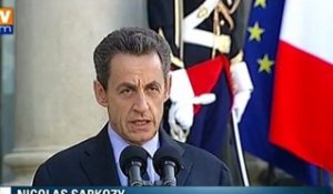 Sarkozy reste ferme envers  la Grèce