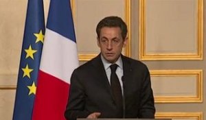 Sommet social : les "mesures d'urgences" présentées par Sarkozy