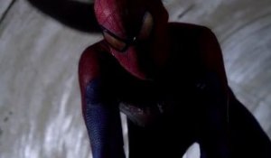 The Amazing Spiderman - Official Trailer [VF-HD]