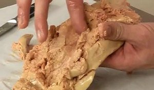 Technique de cuisine : Déveiner un lobe de foie gras