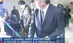 François Bayrou, premier candidat à la présidentielle à avoir voté