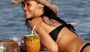 Rihanna dévoile son physique à Hawaï