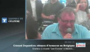 Zapping TV : Gérard Depardieu pousse la chansonnette en Belgique