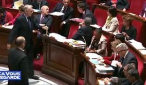 Reportages : Standing ovation pour Jean-Marc Ayrault à l'Assemblée nationale
