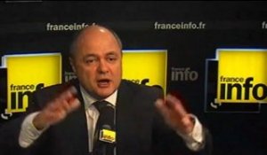 Bruno Le Roux appelle le PS à se mobiliser derrière le gouvernement