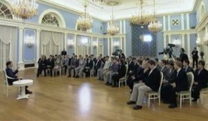 Dmitri Medvedev indulgent avec les Pussy Riots
