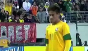 Enorme raté de Neymar sur pénalty
