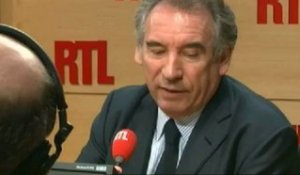 François Bayrou, président du MoDem", réagit dans "RTL Midi"