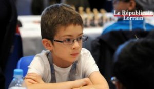 Le Messin Théo, 8 ans, place ses pions sur l'échiquier mondial