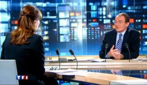 Jean-Pierre Pernault félicite Carla Bruni-Sarkozy
