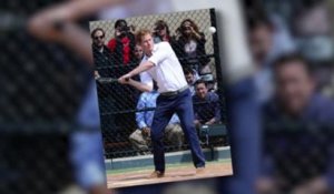 Le Prince Harry marque des points au baseball à New York