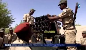 Mali : les soldats français passent le témoin