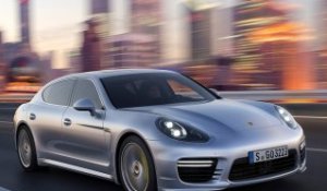 Nouvelle Porsche Panamera, double personnalité