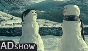 Romantic love at Christmas: Snowman
