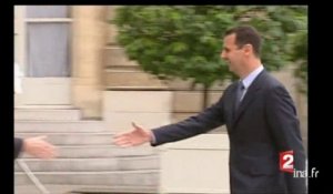 Bachar al-Assad recu à Paris à l'Elysée - Archive vidéo INA