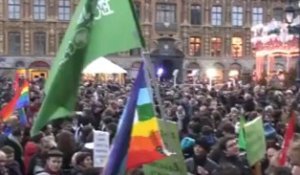Mariage pour tous : manifestation pour l'égalité des droits à Lille